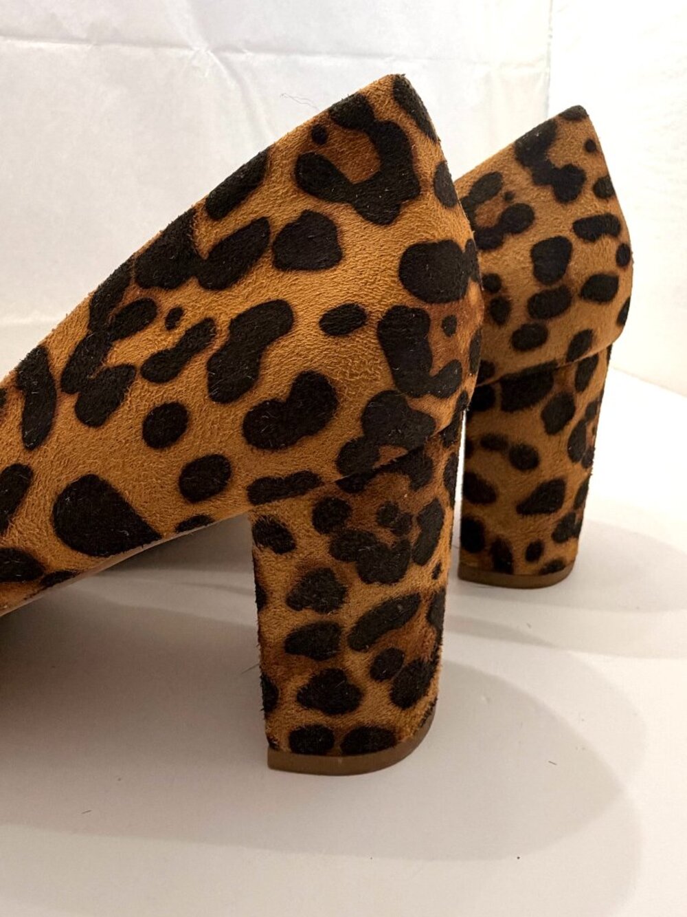 Halston "Kinshasa Leopard Print Pump - Size 11 - Picture 6 of 8